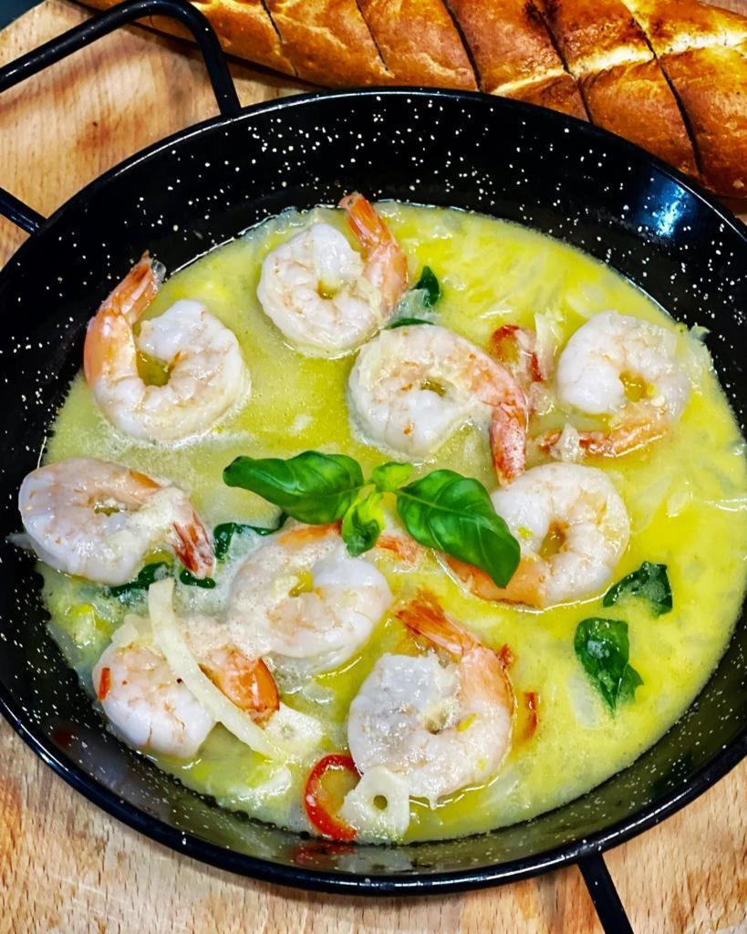 Restauracja I Noclegi Izba Rybacka W Krainie Wygaslych Wulkanow Podgorki ภายนอก รูปภาพ