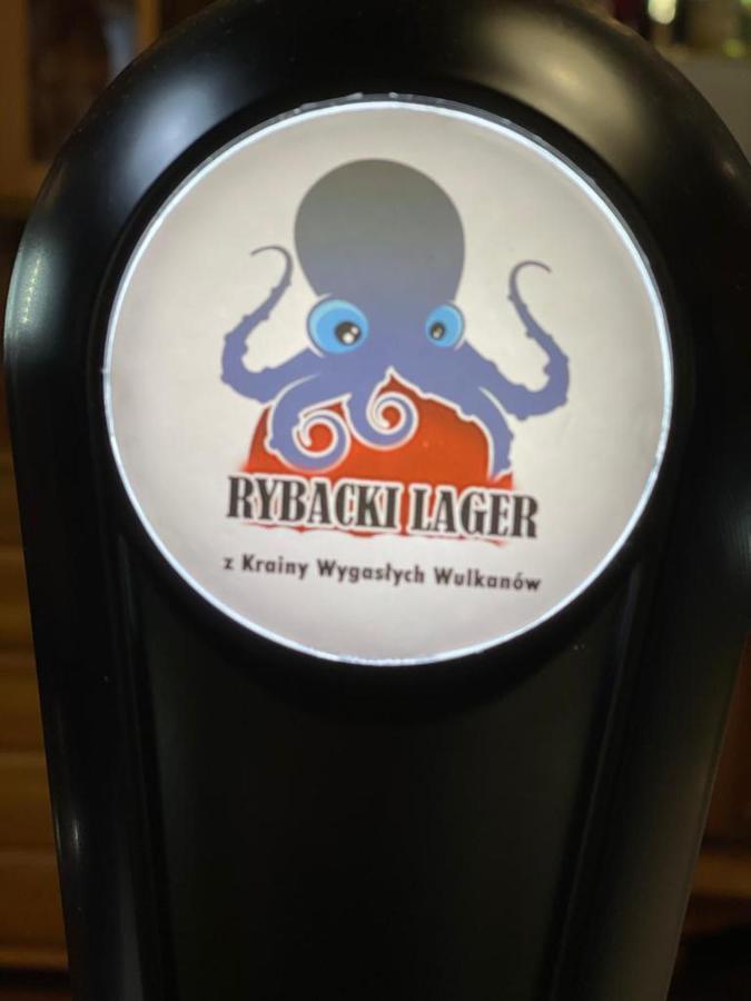 Restauracja I Noclegi Izba Rybacka W Krainie Wygaslych Wulkanow Podgorki ภายนอก รูปภาพ